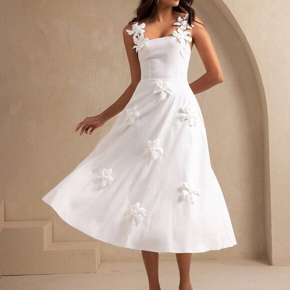 White Elegant Women's 3d Flower Sleeveless Sling Maxi Dress - Picture 2 of 8